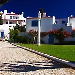 Aldeamento Turistico Da Prainha 3*