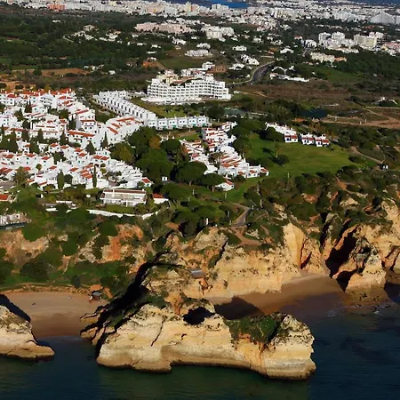 Aldeamento Turistico Da Prainha