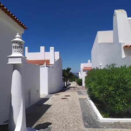 Tatil parkı Aldeamento Turistico Da Prainha 3*