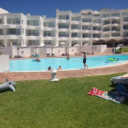 Tatil parkı Aldeamento Turistico Da Prainha 3*