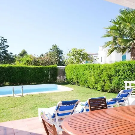 Aldeamento Turistico Da Prainha 3*