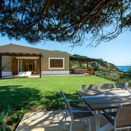 Aldeamento Turistico Da Prainha