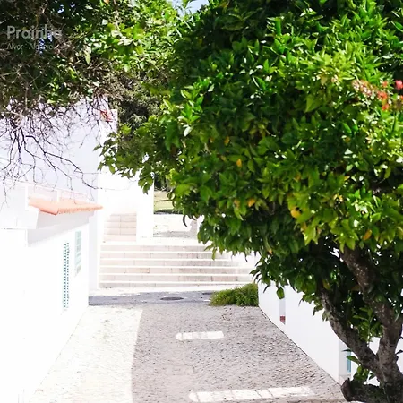 Aldeamento Turistico Da Prainha