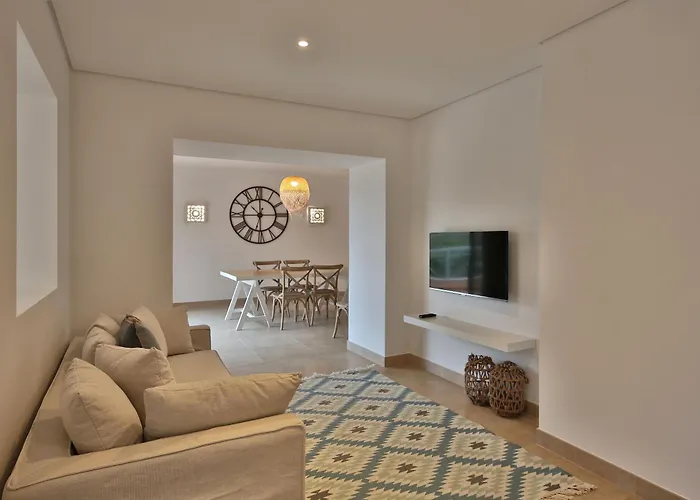 Aldeamento Turistico Da Prainha