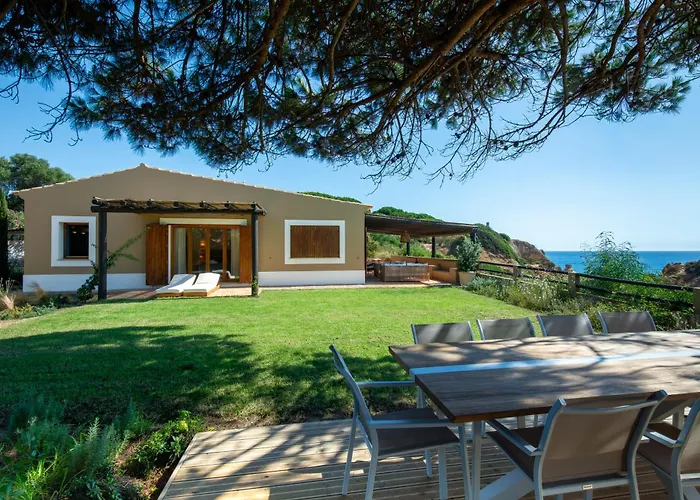 Aldeamento Turistico Da Prainha